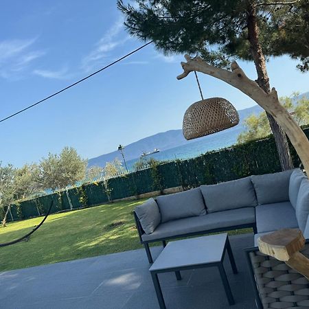 Zoza Luxury Villa Isthmia By The Sea With Private Pool Kalamaki  Exterior photo