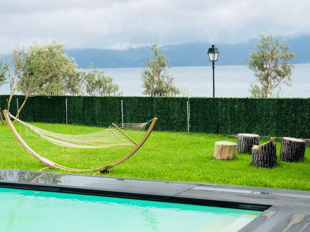 Zoza Luxury Villa Isthmia By The Sea With Private Pool Kalamaki  Exterior photo