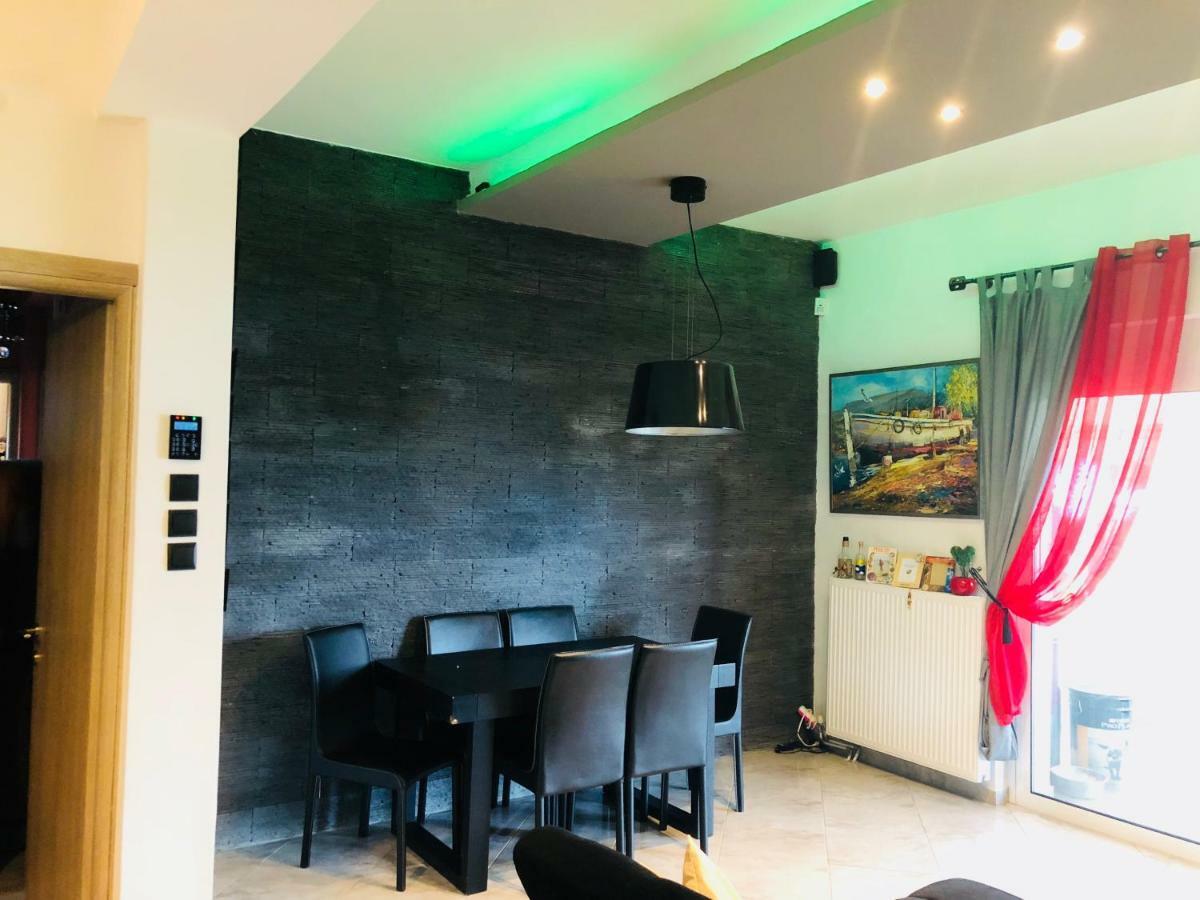 Zoza Luxury Villa Isthmia By The Sea With Private Pool Kalamaki  Exterior photo